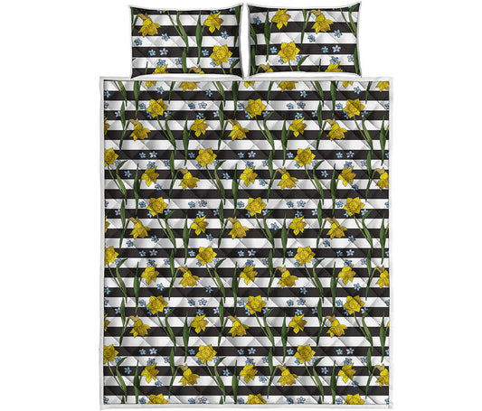 Yellow Daffodil Striped Pattern Print Quilt Bed Set