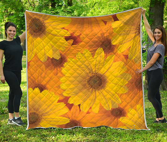 Yellow Daisy Flower Print Quilt