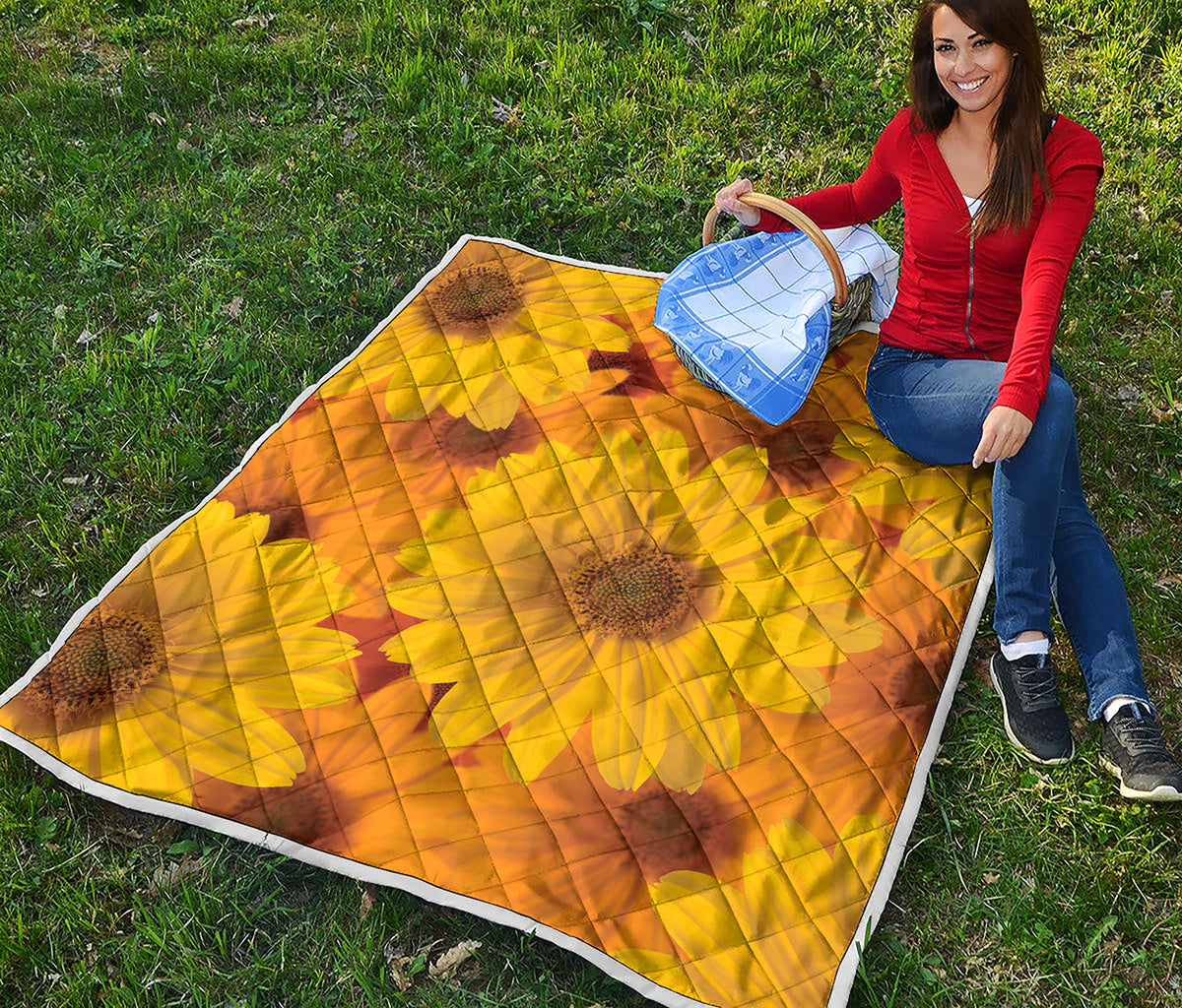 Yellow Daisy Flower Print Quilt
