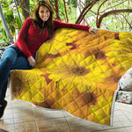 Yellow Daisy Flower Print Quilt