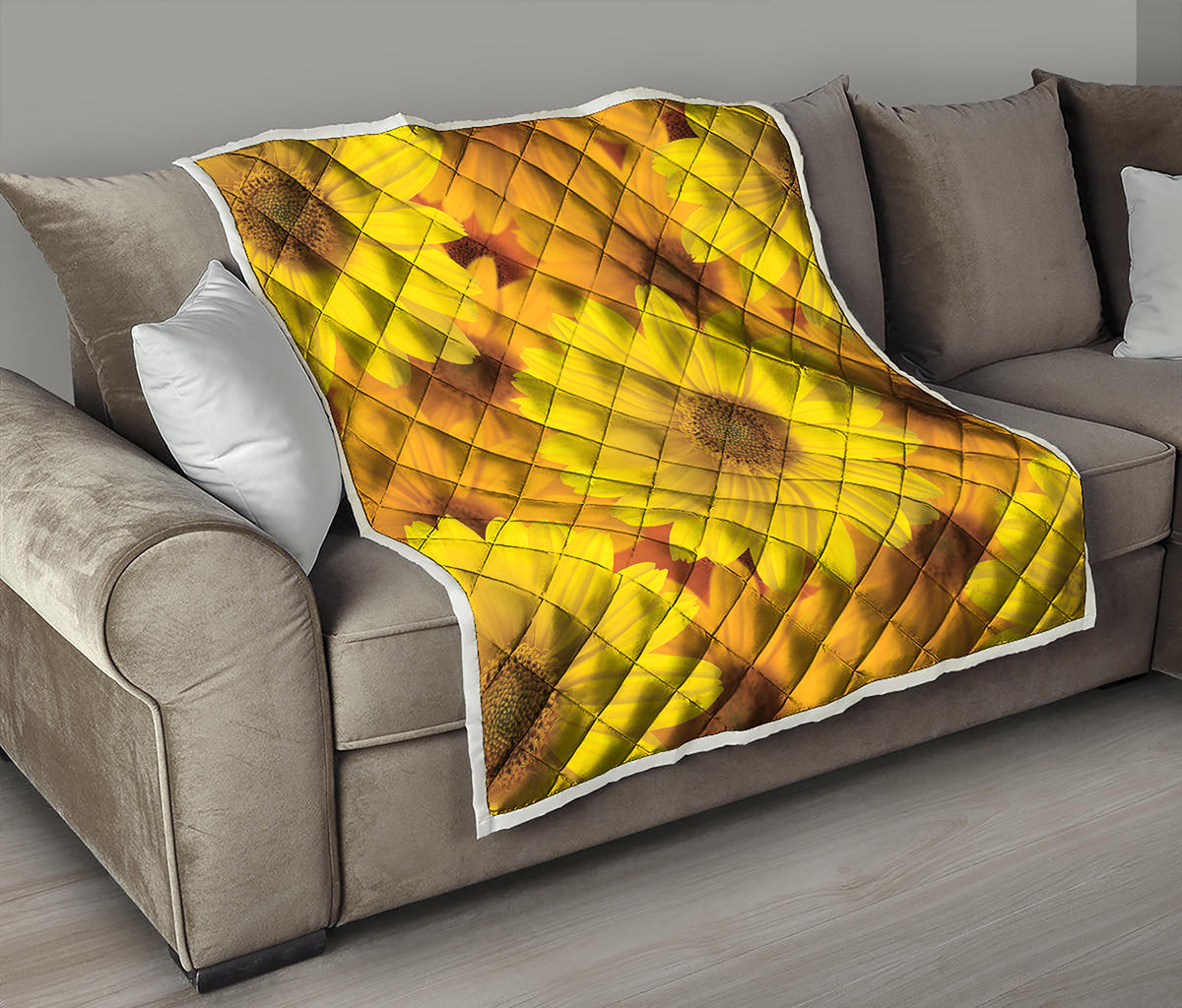 Yellow Daisy Flower Print Quilt