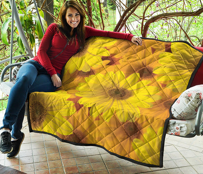 Yellow Daisy Flower Print Quilt