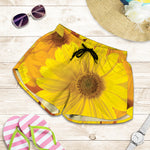 Yellow Daisy Flower Print Women's Shorts