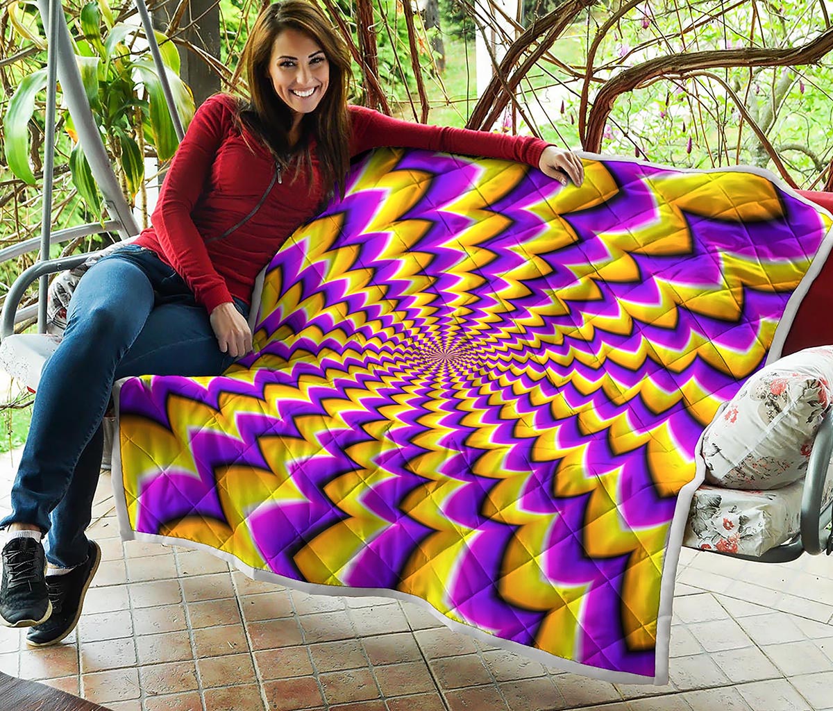Yellow Dizzy Moving Optical Illusion Quilt