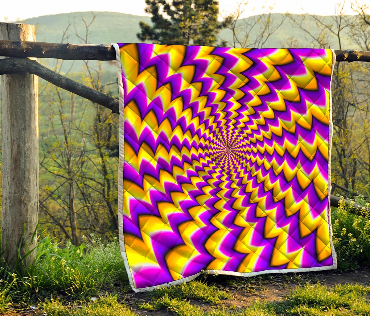 Yellow Dizzy Moving Optical Illusion Quilt