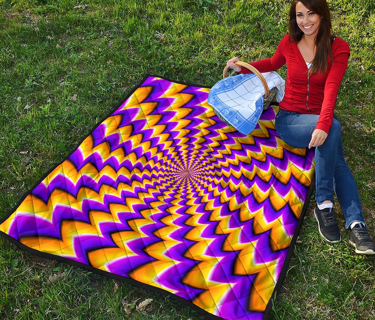 Yellow Dizzy Moving Optical Illusion Quilt