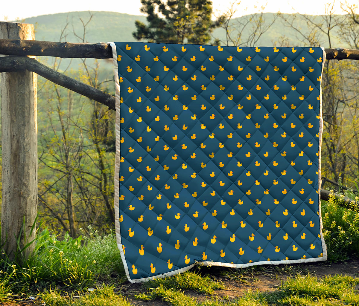 Yellow Duck Pattern Print Quilt