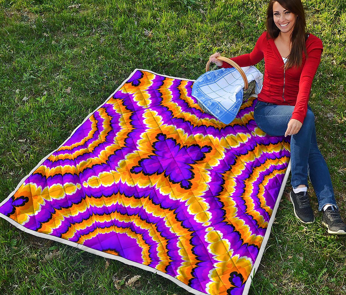 Yellow Explosion Moving Optical Illusion Quilt