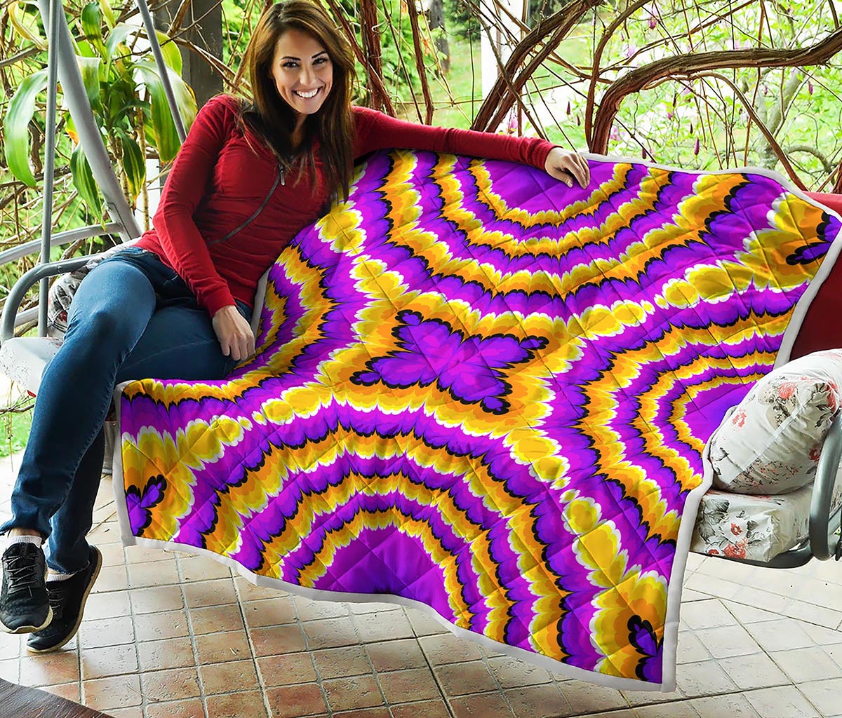 Yellow Explosion Moving Optical Illusion Quilt