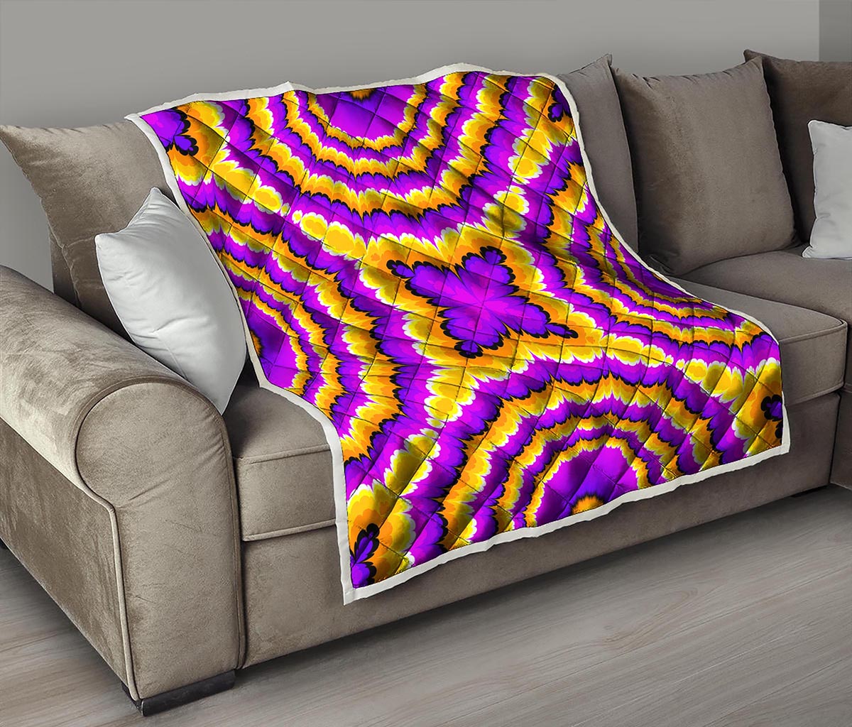 Yellow Explosion Moving Optical Illusion Quilt