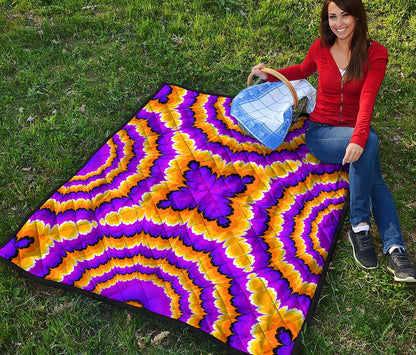 Yellow Explosion Moving Optical Illusion Quilt