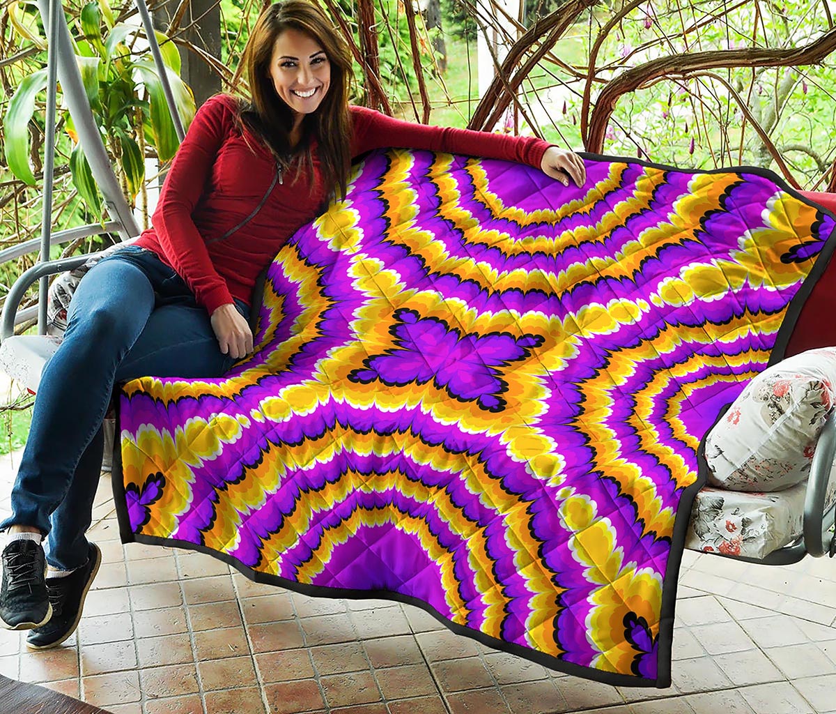 Yellow Explosion Moving Optical Illusion Quilt