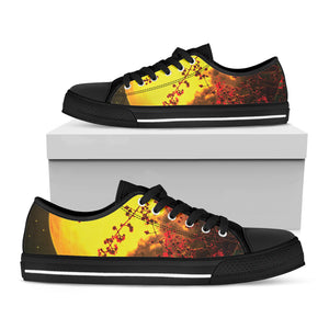 Yellow Full Moon Print Black Low Top Shoes