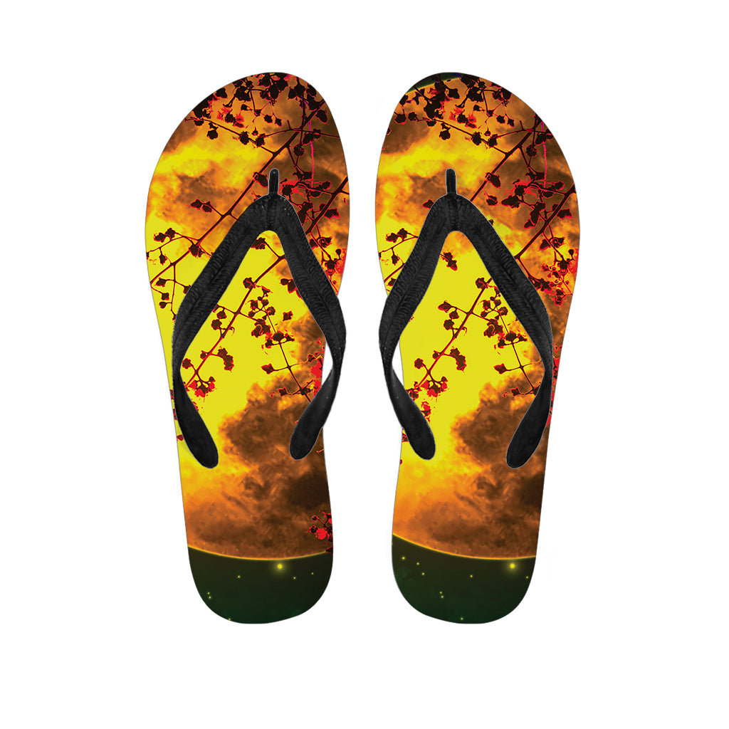 Yellow Full Moon Print Flip Flops