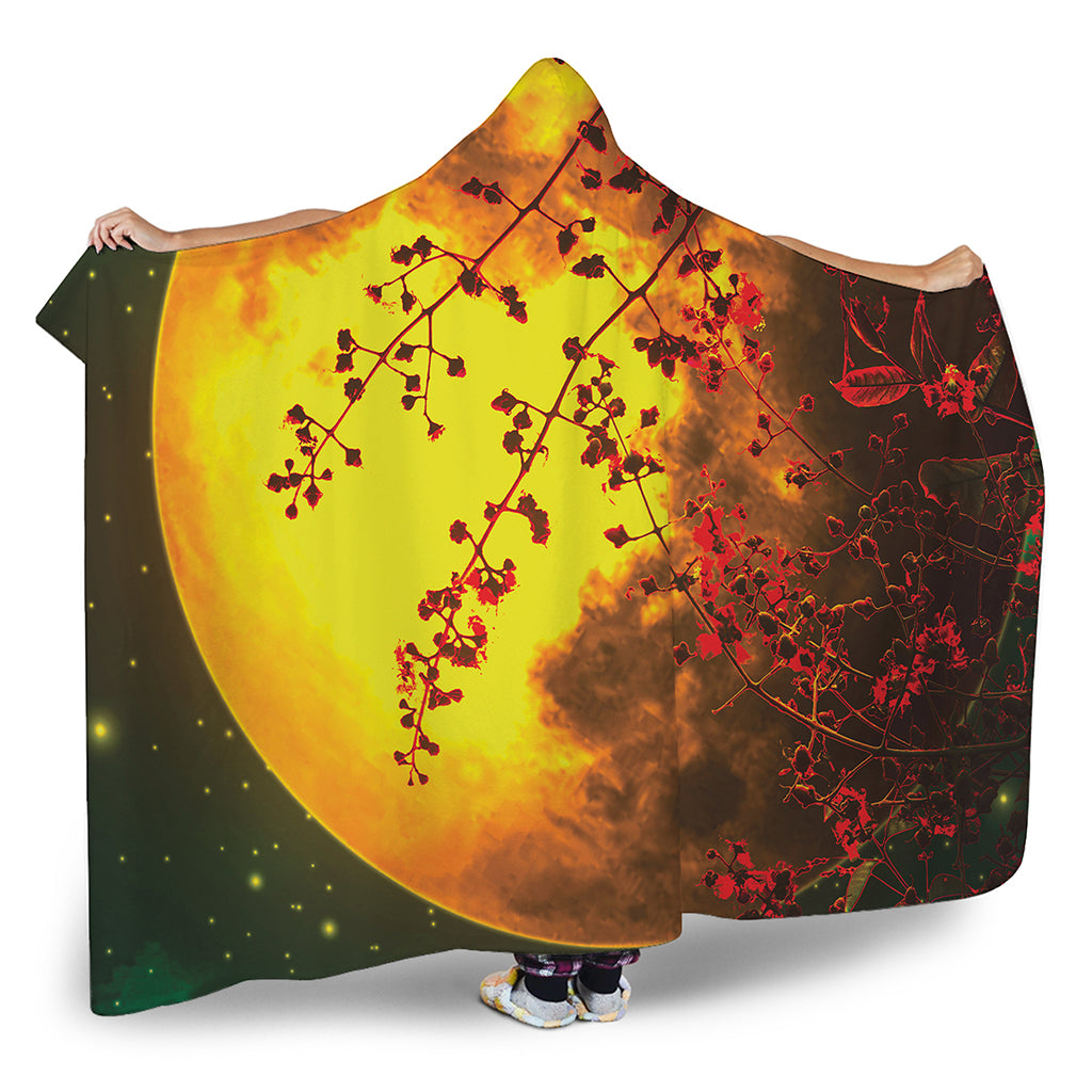 Yellow Full Moon Print Hooded Blanket