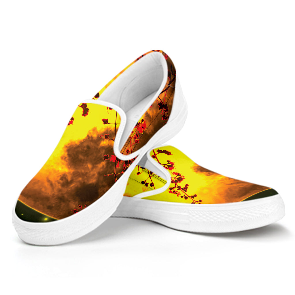 Yellow Full Moon Print White Slip On Shoes
