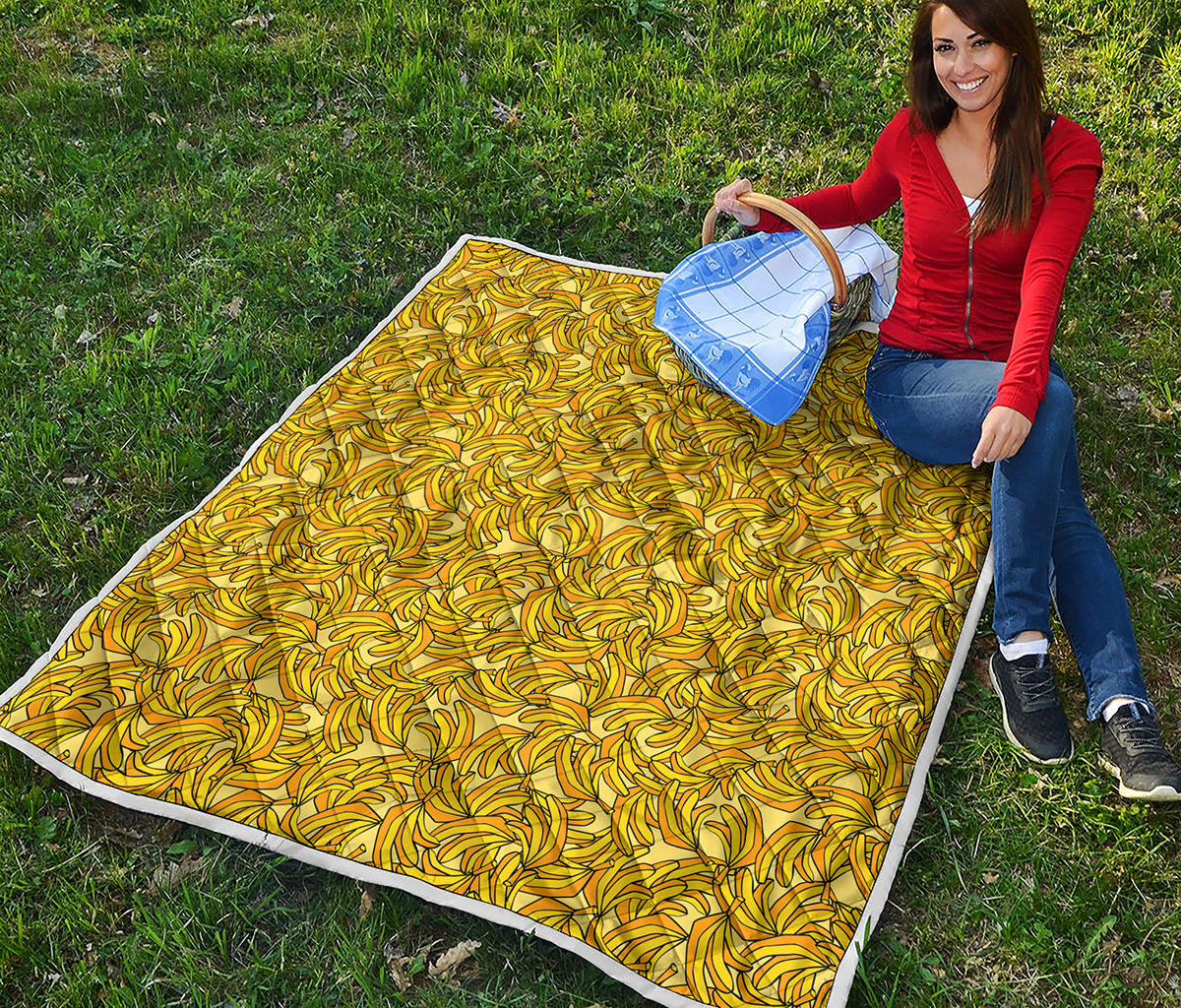 Yellow Geometric Banana Pattern Print Quilt