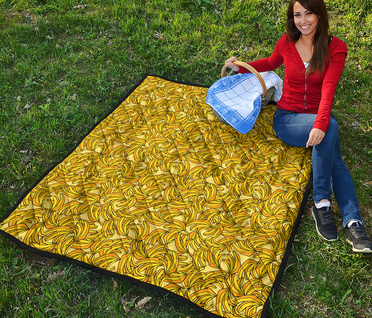 Yellow Geometric Banana Pattern Print Quilt