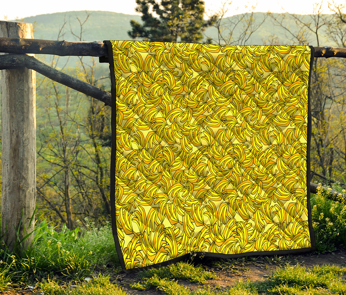 Yellow Geometric Banana Pattern Print Quilt