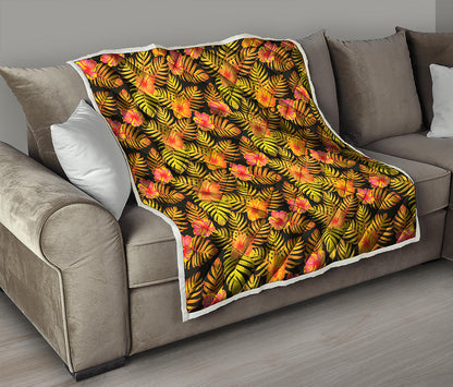 Yellow Hawaiian Tropical Pattern Print Quilt