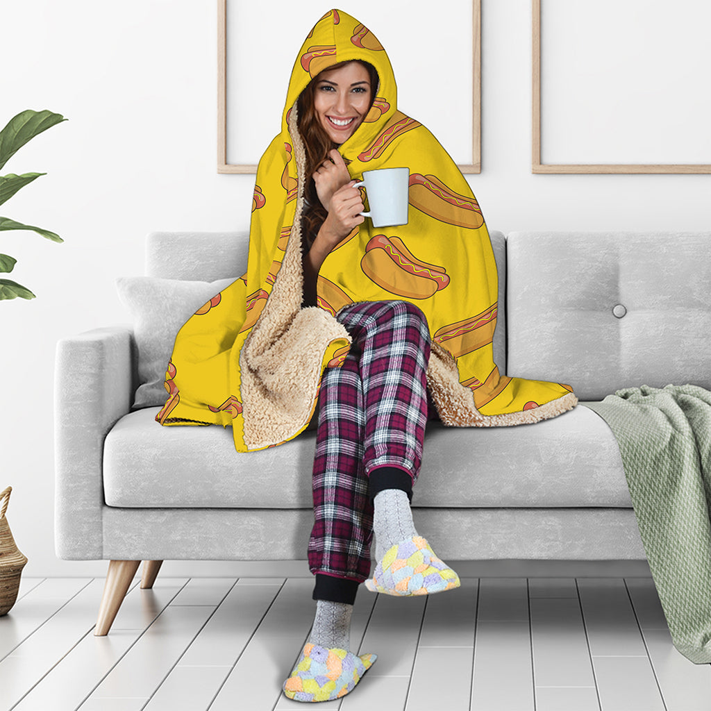Yellow Hot Dog Pattern Print Hooded Blanket