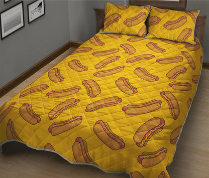 Yellow Hot Dog Pattern Print Quilt Bed Set