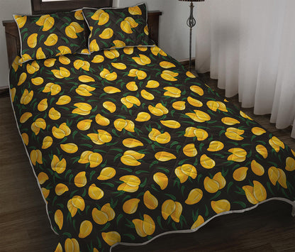 Yellow Mango Fruit Pattern Print Quilt Bed Set