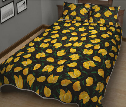 Yellow Mango Fruit Pattern Print Quilt Bed Set