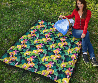 Yellow Orchid Pattern Print Quilt