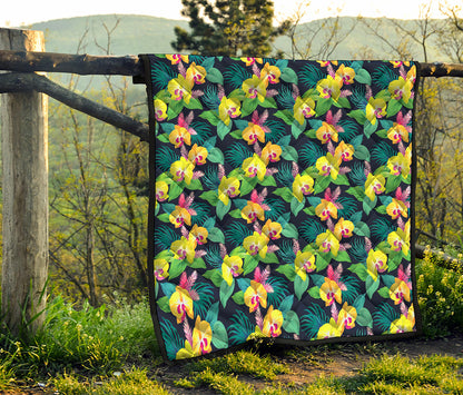 Yellow Orchid Pattern Print Quilt
