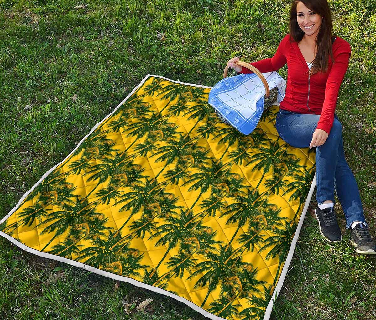 Yellow Palm Tree Pattern Print Quilt