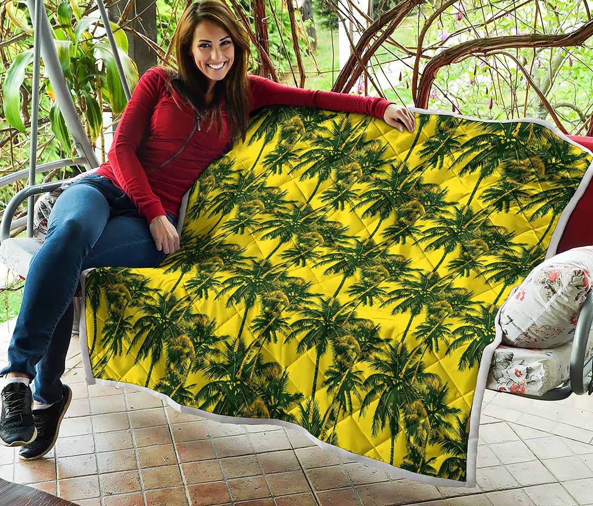 Yellow Palm Tree Pattern Print Quilt