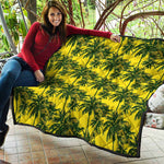 Yellow Palm Tree Pattern Print Quilt