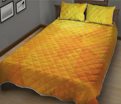 Yellow Polygonal Geometric Print Quilt Bed Set