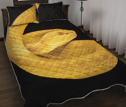 Yellow Snake Print Quilt Bed Set