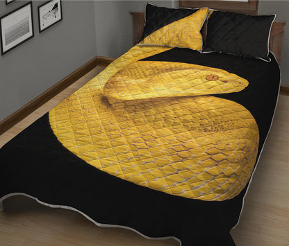 Yellow Snake Print Quilt Bed Set