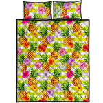 Yellow Striped Pineapple Pattern Print Quilt Bed Set