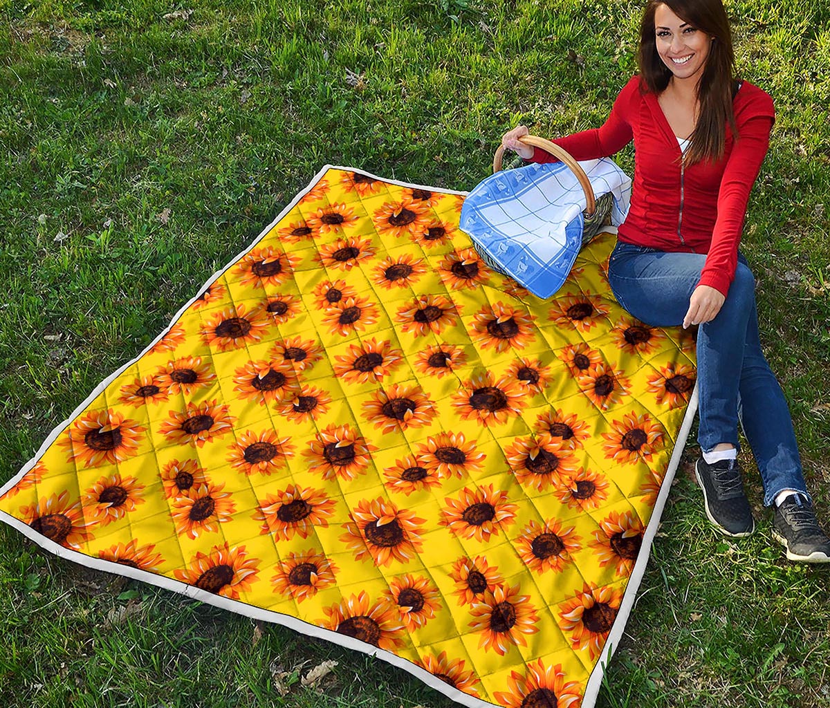 Yellow Sunflower Pattern Print Quilt