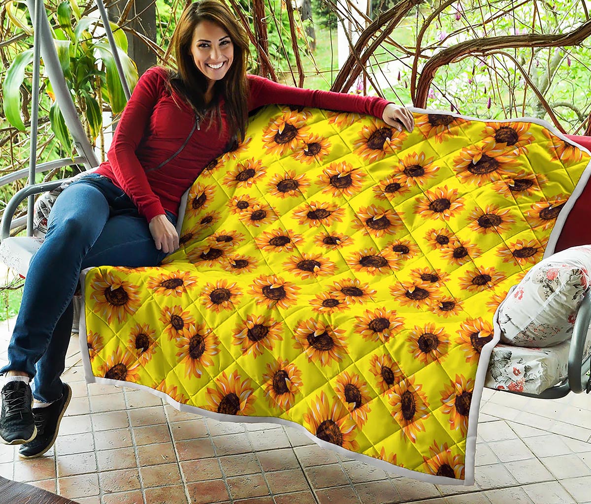Yellow Sunflower Pattern Print Quilt