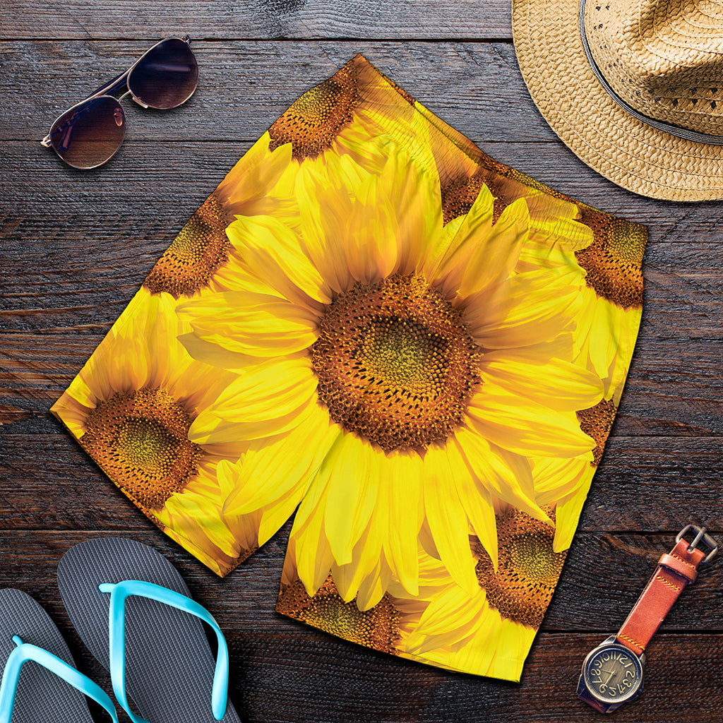 Yellow Sunflower Print Men's Shorts