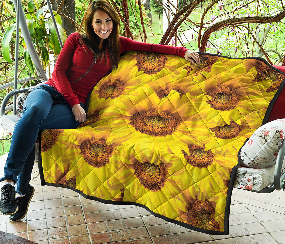 Yellow Sunflower Print Quilt