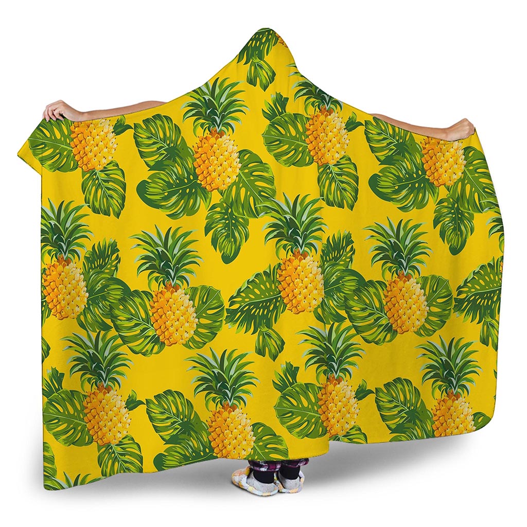 Yellow Tropical Pineapple Pattern Print Hooded Blanket
