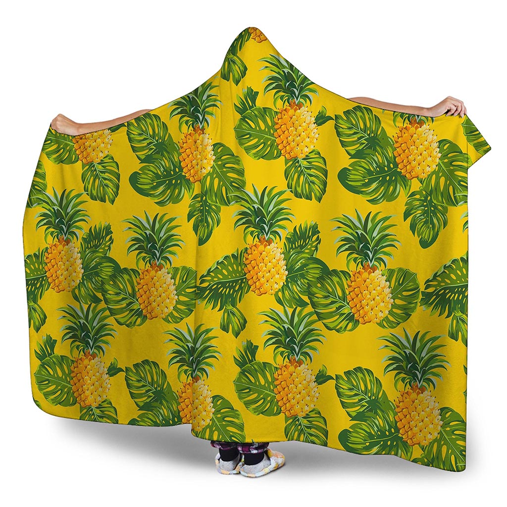 Yellow Tropical Pineapple Pattern Print Hooded Blanket