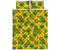 Yellow Tropical Pineapple Pattern Print Quilt Bed Set