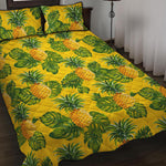 Yellow Tropical Pineapple Pattern Print Quilt Bed Set