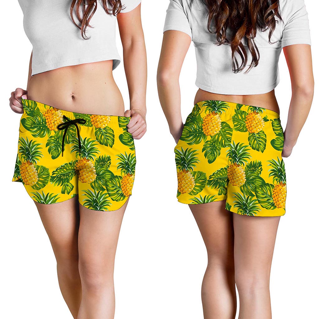 Yellow Tropical Pineapple Pattern Print Women's Shorts