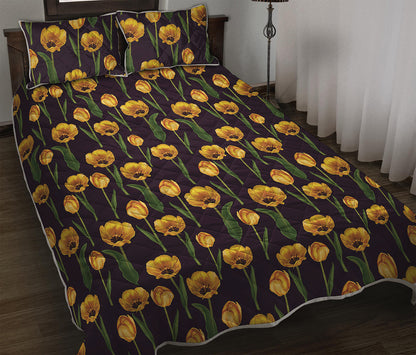 Yellow Tulip Flower Pattern Print Quilt Bed Set