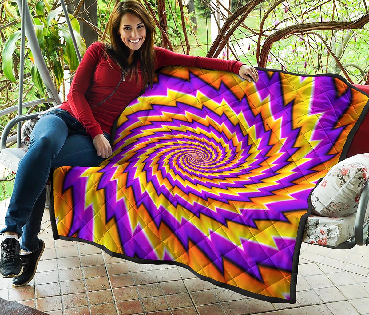 Yellow Twisted Moving Optical Illusion Quilt