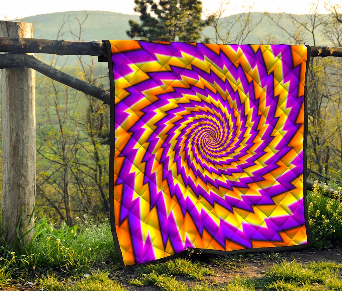 Yellow Twisted Moving Optical Illusion Quilt