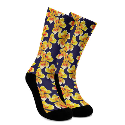 Yellow Watercolor Lily Pattern Print Crew Socks